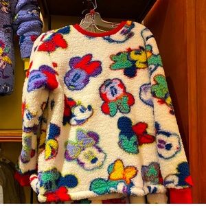 NWT Disney Parks Authentic Fuzzy Minnie Sweater Size Small